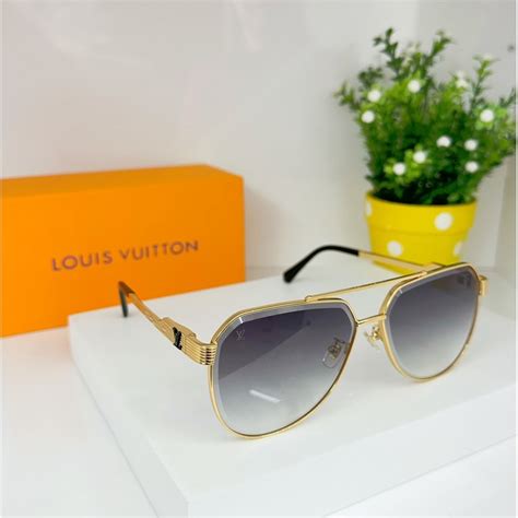 Louis Vuitton แว่นกันแดด